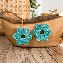 Load image into Gallery viewer, Genuine Leather Flower Earrings