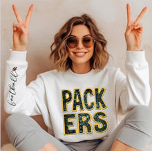 Load image into Gallery viewer, Sport team Crew Neck
