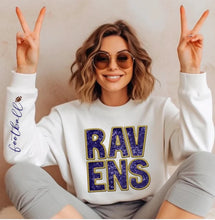 Load image into Gallery viewer, Sport team Crew Neck
