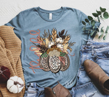 Load image into Gallery viewer, Leopard Fall Pumpkin - Thankful T-shirt
